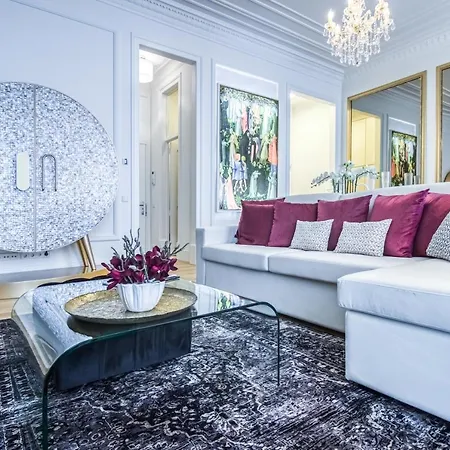 Luxury In The Emblematic Avenida Liberdade