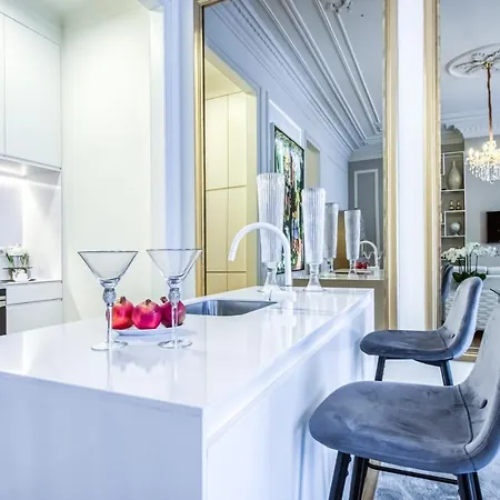 Luxury In The Emblematic Avenida Liberdade *