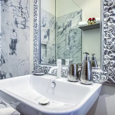 Luxury In The Emblematic Avenida Liberdade Lisboa